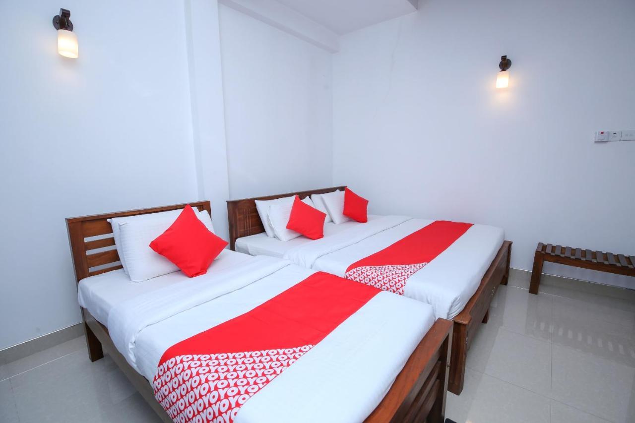 Oyo 438 Sarala Residence Hotel Kandy Dış mekan fotoğraf