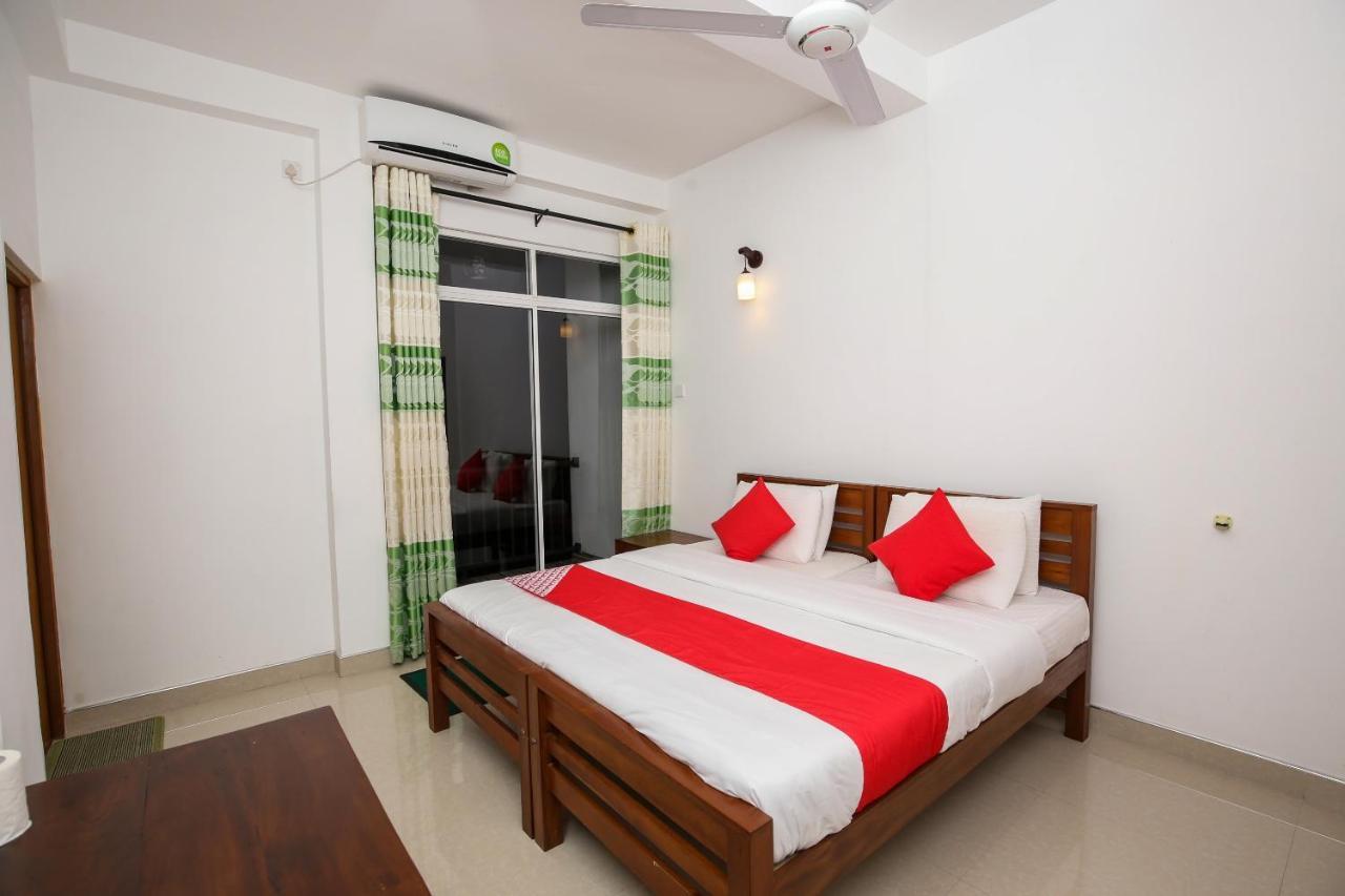 Oyo 438 Sarala Residence Hotel Kandy Dış mekan fotoğraf